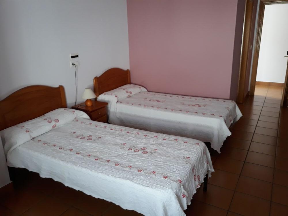 Hostal Ardoi ثيثور مايور المظهر الخارجي الصورة